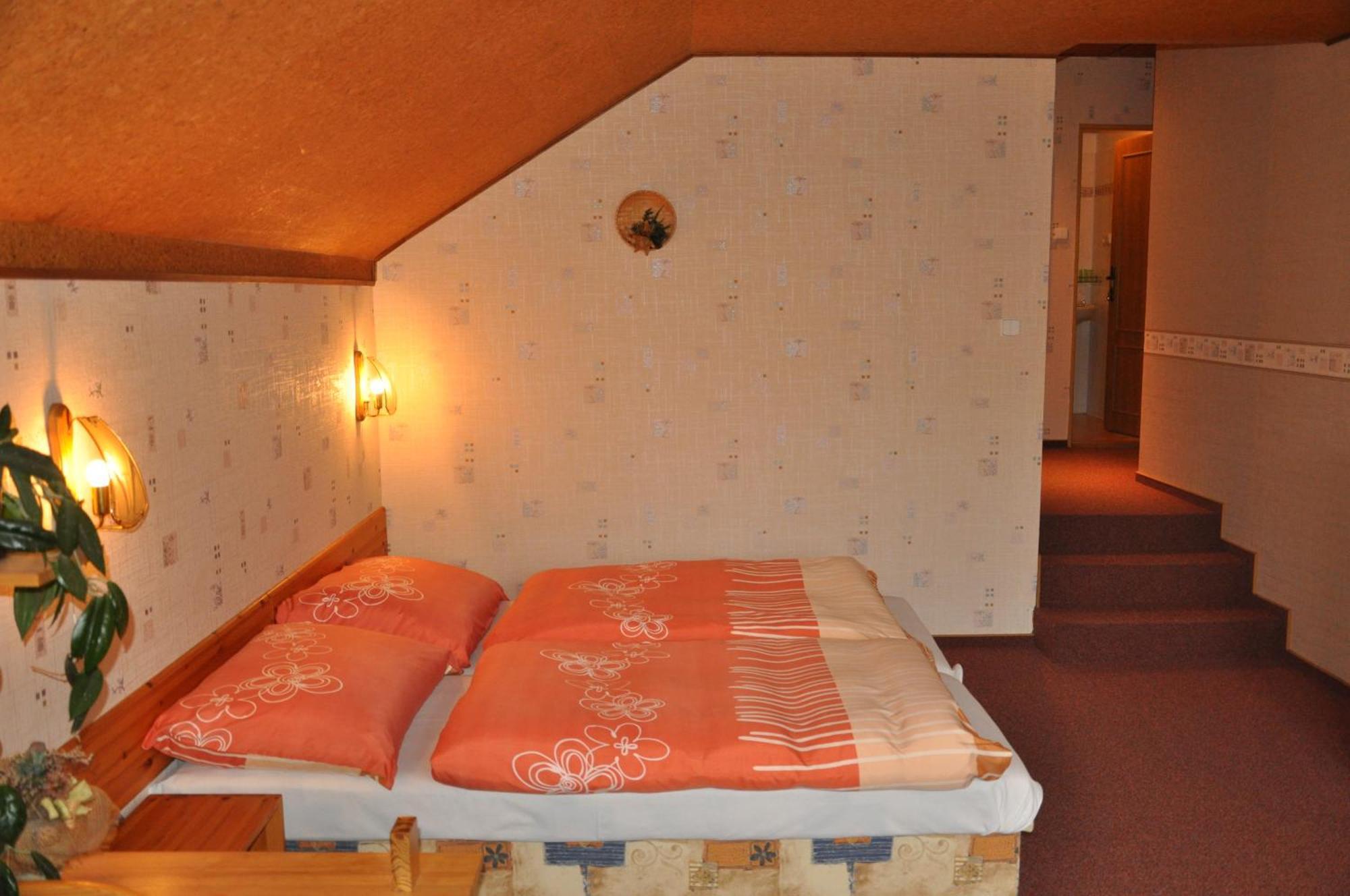 Pension Nostalgie Beroun  Bagian luar foto
